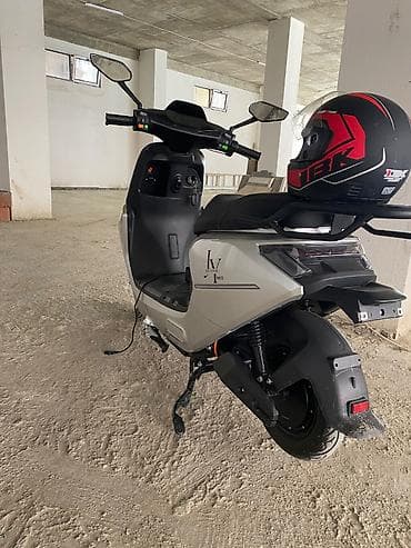 kask motor: - JY, 50 sm3, 2024 il, 150 km — 4