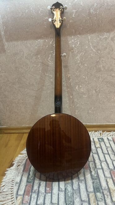 Akkordeonlar: 5 simli banjo Çox az istifadə olunub yeni kimidir. Piano alacam deyə — 7