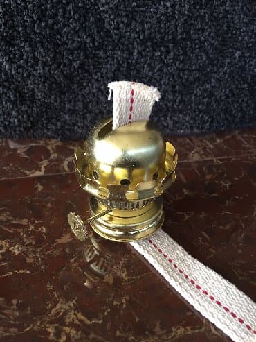 cadır qiymətləri: Lampa başi say çoxdu bir ededin qiymeti 1.5manat — 1