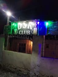 bakida ne is qurmaq olar: Ofisiant tələb olunur, Gecə klubu, Gündəlik ödəniş, İstənilən yaş, 1 ildən az təcrübə — 2