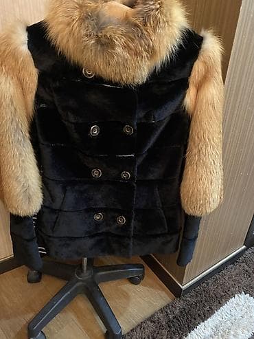 Qadın üçün lüks xəz palto - Rəng: Gövdə hissəsi dərin qara, qol və lalafo.az -da Qadın üçün lüks xəz palto - Rəng: Gövdə hissəsi dərin qara, qol və