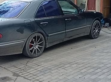 İşlənmiş Disk Vossen R 18, 5 Boltlu