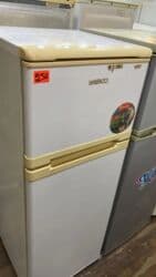 Кухонные плиты и варочные поверхности: Б/у 2 двери Beko Холодильник Продажа, цвет - Белый — 1