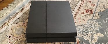 playstation 4 2 ci el: PS4 PlayStation 4 Əla vəziyətdə Üstündən üç disk Resident evil — 1