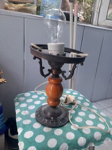 rengli lampalar: Taxta və metaldan hazırlanmış, oturma otağı və ya yataq otağı üçün — 2