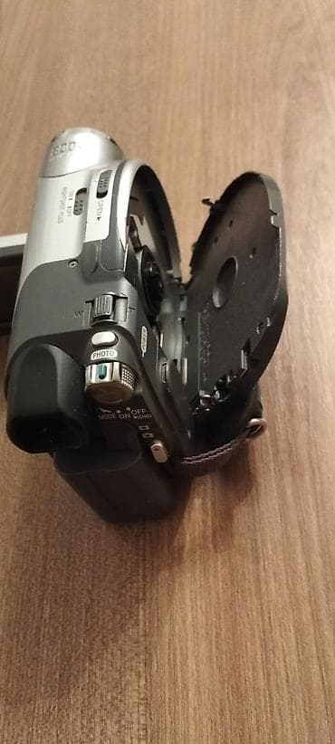 reqemsal kamera: Sony Handycam rəqəmsal videokamera adapteri yoxdu deyə işləyib — 5