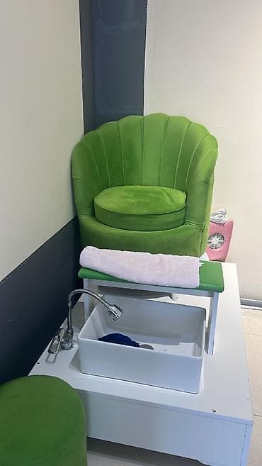 bra satisi: İşlənmiş, Manikür üçün masa, Güzgüsüz — 1