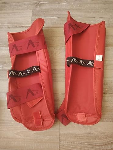 Ortozlar: Arawaza Shin Guard – WKF təsdiqli, qırmızı rəng - Növü: Karate üçün — 1