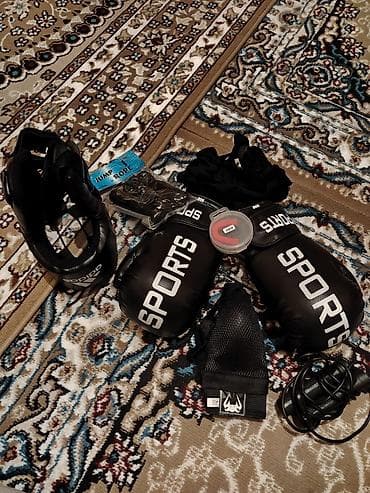 boks: Boks və döyüş idmanı üçün tam dəst Dəstəyə daxildir: - Qara boks — 3