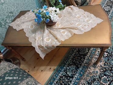 Kreslolar: İşlənmiş, Klassik divan, Jurnal masası, Kreslo, Bazasız, Açılmayan — 2