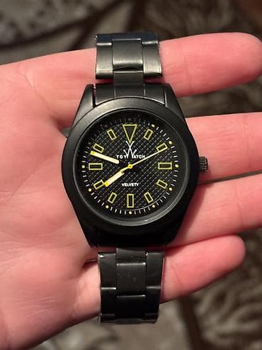 samsung gear s: Новый, Наручные часы, цвет - Черный — 1