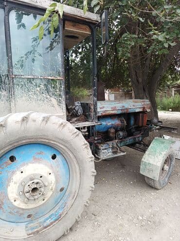 belarus traktor: Kənd təsərrüfatı işləri üçün nəzərdə tutulmuş traktordur. Maşının — 2