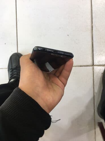 дисковый телефон: Honor 10 Lite, 32 ГБ, цвет - Черный, Отпечаток пальца, Face ID, Битый — 2