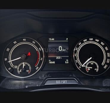 polşa maşın bazarı: Skoda Rapid: 1.6 l | 2023 il 79000 km Sedan — 7