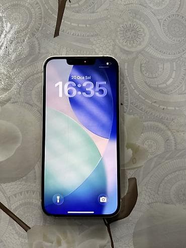 iphone 4 qiyməti: IPhone 13, 128 GB, Ağ, Face ID — 2