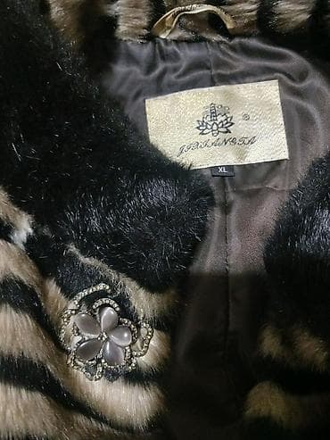 Qadın geyimləri: Palto, XL — 2