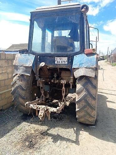 ford transit muherrik: Mavi rəngli kənd təsərrüfatı traktoru - Kabinli konstruksiya: tam — 7