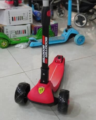 Samakat🛴
Pulsuz çatdırılma📦
Model: Ferrari👍🏻
3-8 yaş uşaqlar üçün👨‍👧‍👦