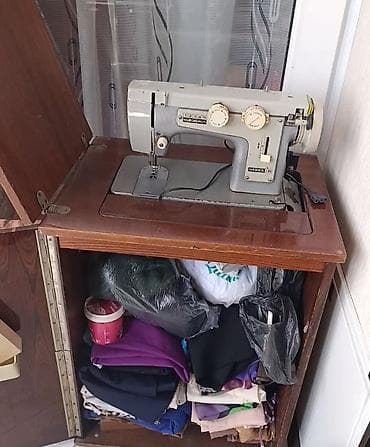 Tikiş maşını Chayka, Mexaniki