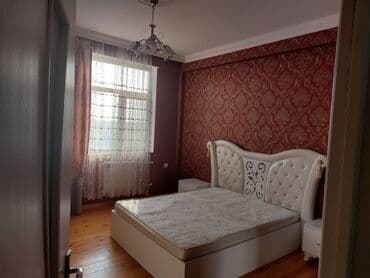 ehmedlide ev: Mənzil kirayə verilir. Ev Xalqlar ile Ehmedli metrosunun ortasinda — 3