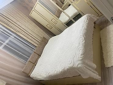 tek neferlik yataq gence: Yataq Desti 700 azn satilir‼️5 aydir alinib unvan xirdalan l8873m — 2
