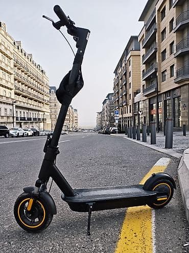 elektirikli samokatlar: İşlənmiş Elektrik samokat 10", 351 - 500 Vt, 26 - 35 km/s, Ünvandan götürmə — 3