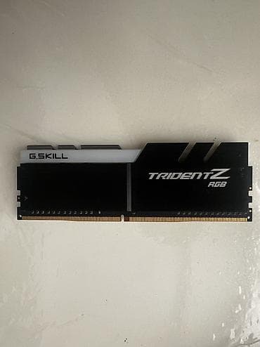 macbook pro: G.SKILL RGB DDR4 yaddaş modulu - Model: F4-2400C15D-16GTZR - Tutum — 1