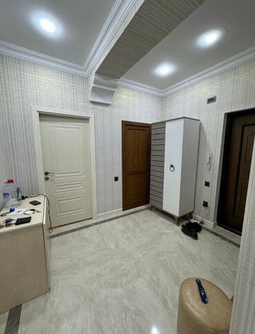 продаю 1 комнатную квартиру: 8-ой километр, 3 комнаты, Новостройка, м. Халглар Достлугу, 105 м² — 8