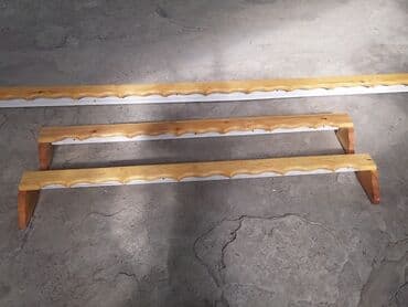 Taxta pəncərələr: Pencere karnizi. cemi 5 ededdi. muxtelif olcude yeniden secilmir. 5 — 2