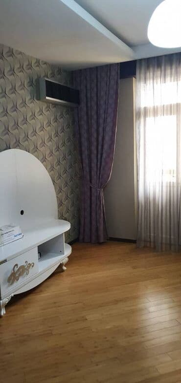 8 mikrorayon: Nərimanov metrosunun yaxınlığında şuşa icra hakimiyyətinə yaxin — 7