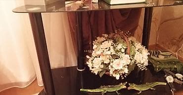 TV altlığı: Televizor alti
Qiymeti 45 Azn — 2