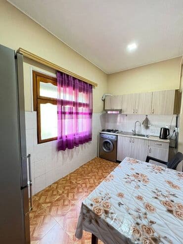 ucbucaq evlər: Bakı, 3 otaqlı, Köhnə tikili, m. Həzi Aslanov, 60 kv. m — 4