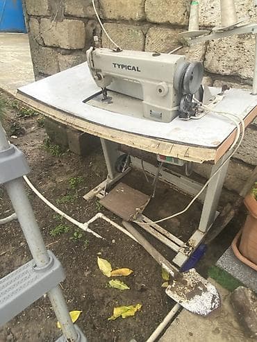 tikiş masını: Ideal vezyetdedir isleyir sadece ust taxtasini yagis vurub Sənaye — 2