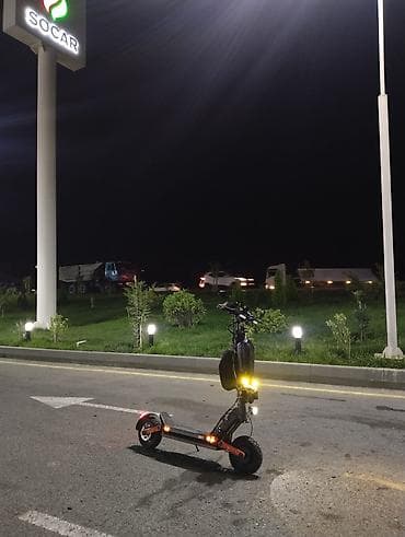 skute: İşlənmiş Elektrik samokat 10", > 1000 Vt, > 45 km/s, Ödənişli çatdırılma — 5