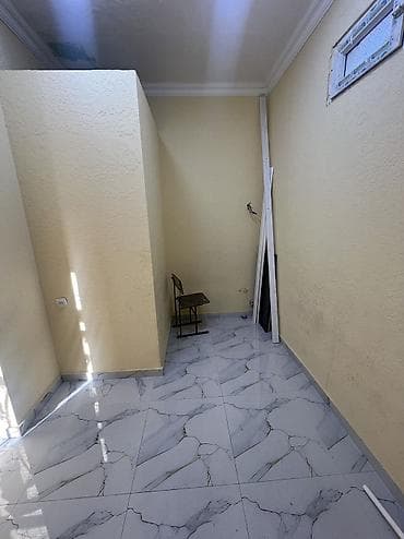 bina evlər: Hazır obyekt İcarəyə veri lir 10kvm. Obyektin qarşısında i 5 kvm — 7