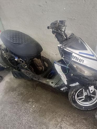 kredit teker evi: 125cc Skuter korpusu və ehtiyat hissələri paketi ( mator təkərlər — 2