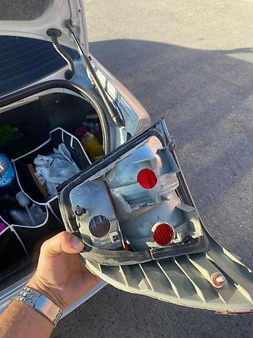 kia forte diffuser: BMW 2001 il, Yaponiya — 2