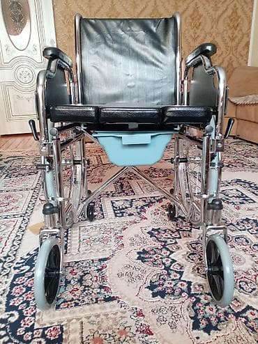 Tualet funksiyalı əlil arabası - Çərçivə: möhkəm xromlaşdırılmış — 1