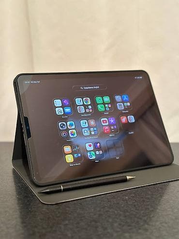 Б/у Apple iPad Air 5 (2022), 11", 64 ГБ, Самовывоз at lalafo.az Б/у Apple iPad Air 5 (2022), 11", 64 ГБ, Самовывоз