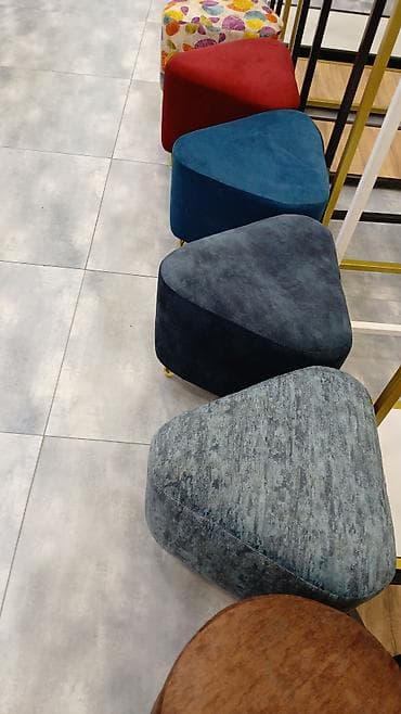 Аренда оборудования: Mağaza avadanlıqları və aksesuarları - Qızılı rəngli paltar asqıları — 5