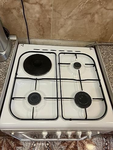 Кухонные плиты и варочные поверхности: Газовая печь Б/у — 2