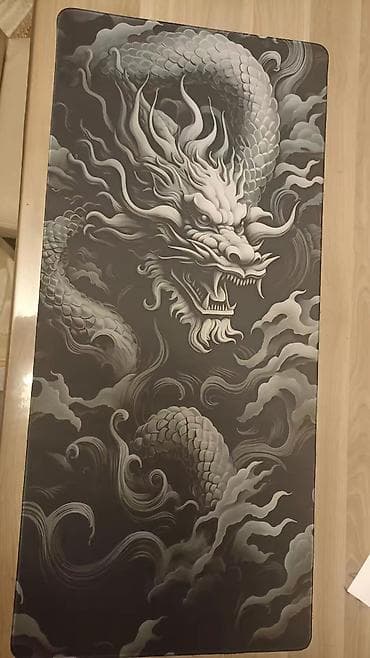 Планшеты: Mauspad 40x90 sm ölçülərində 15 azn. Klaviatura üçün keycaplar ayrıca — 3