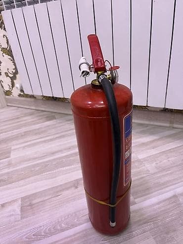 Quru kimyəvi tozlu 6 kq 2 ədəddir biri 25 manat lalafo.az -da Quru kimyəvi tozlu 6 kq 2 ədəddir biri 25 manat