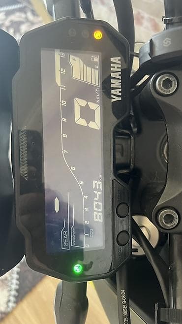 Yamaha mt-15 2025-ci il Binada yaşadığım və qarajım olmadığı üçün — 6