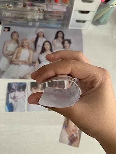 səs kartı: K-pop temalı foto kart və poster seti. Məhsul tərkibi: - 7 ədəd — 3