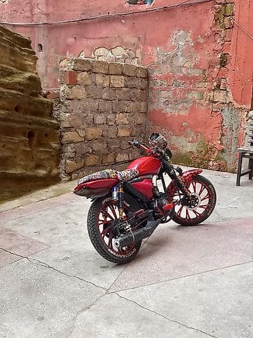 barter maşınlar: Diqqətlə oxu Salam satılır kredit yoxdu barter ancaq moto və ayfon — 3