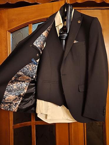 Bəy kostyumu,bir dəfə toya geyinilib,yeni kimidi,qiymeti 150 — 3