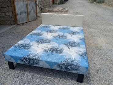 Kravat Təzə hazırı var Çatdırılma var Bir nəfərlik 60 manat İki