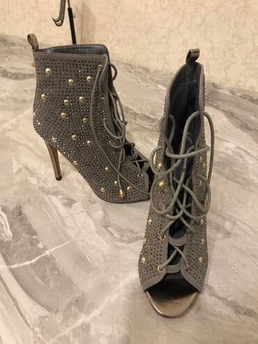 босоножки новые 36 размер: Размер: 37, цвет - Серый, Новый — 1