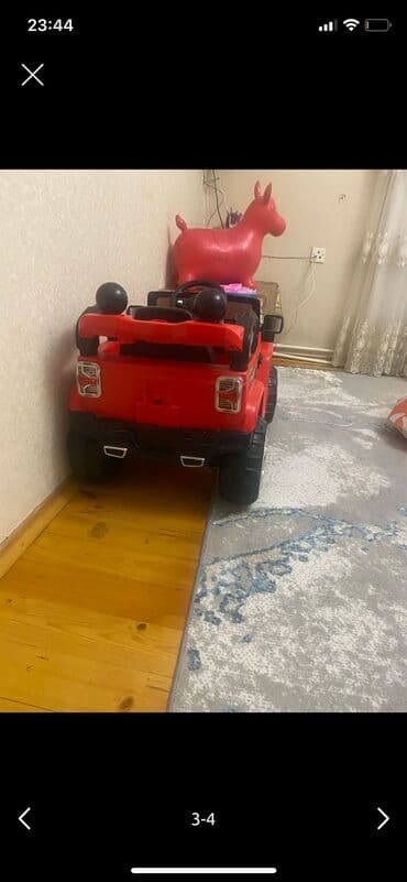 детские машинки на педалях: Uşaq üçün elektrikli maşın – Jeep tipli, qırmızı rəngdə — 2